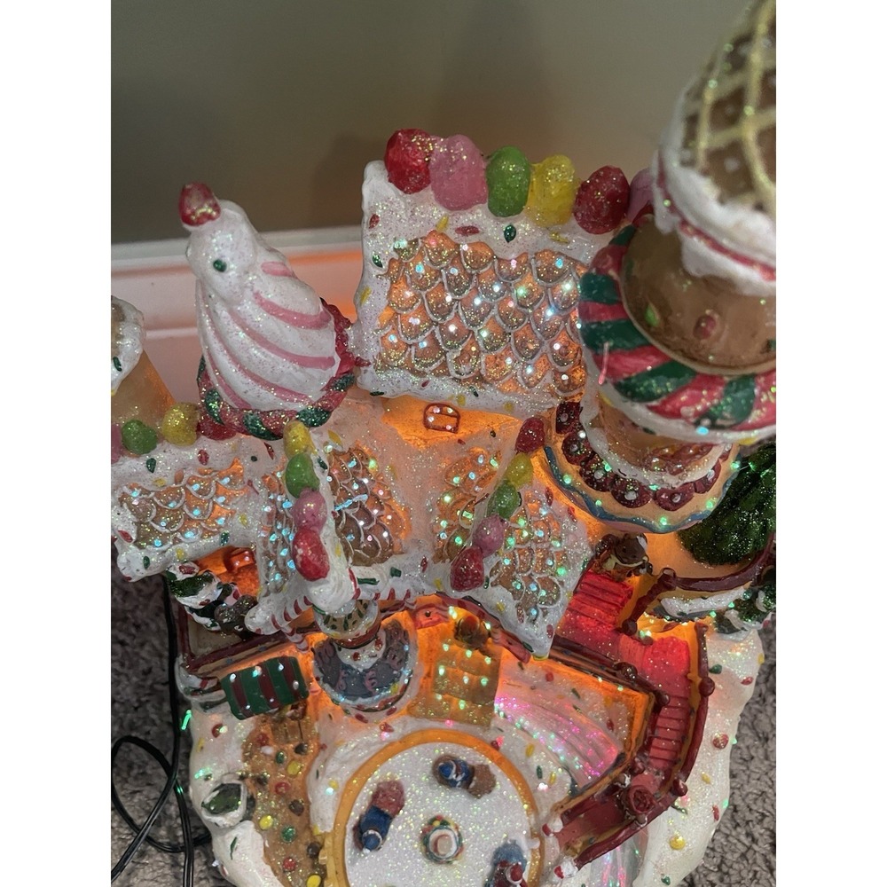 Cracker Barrel Fiber Optic Gingermint Gingerbread House Christmas Village Castle - Picture 4 of 8